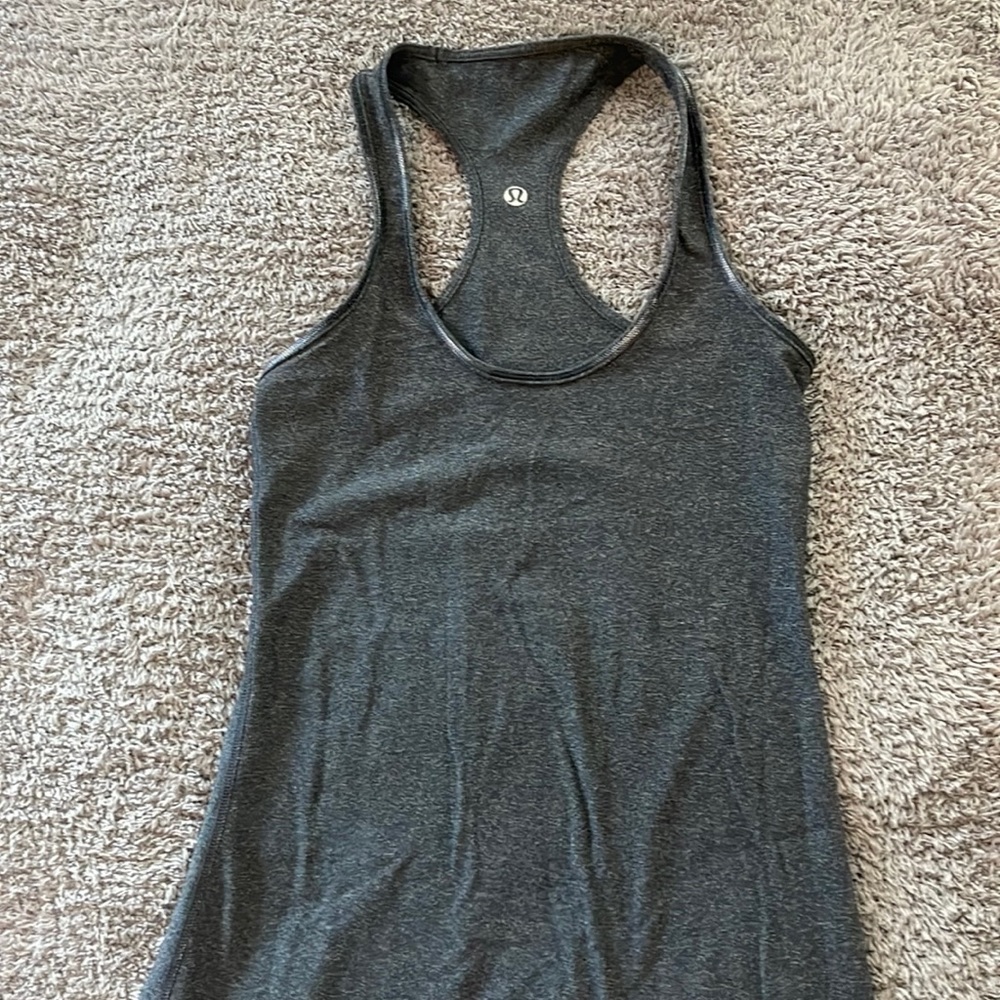 Lululemon dark grey tank